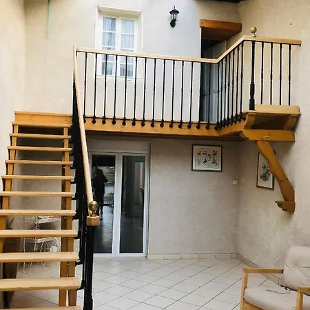 Le Grand Appartement De Claude Arbois Exterior photo