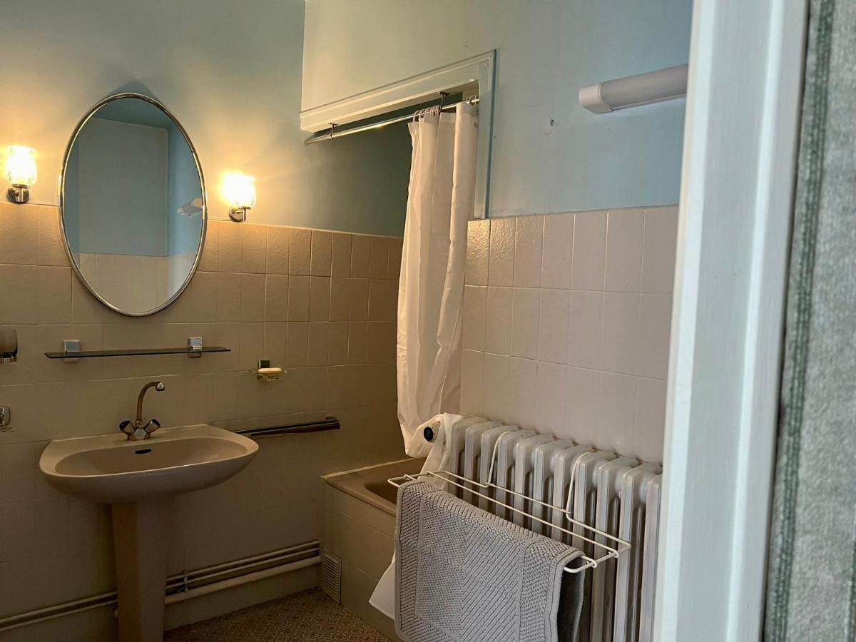 Apartment Le Grand De Claude